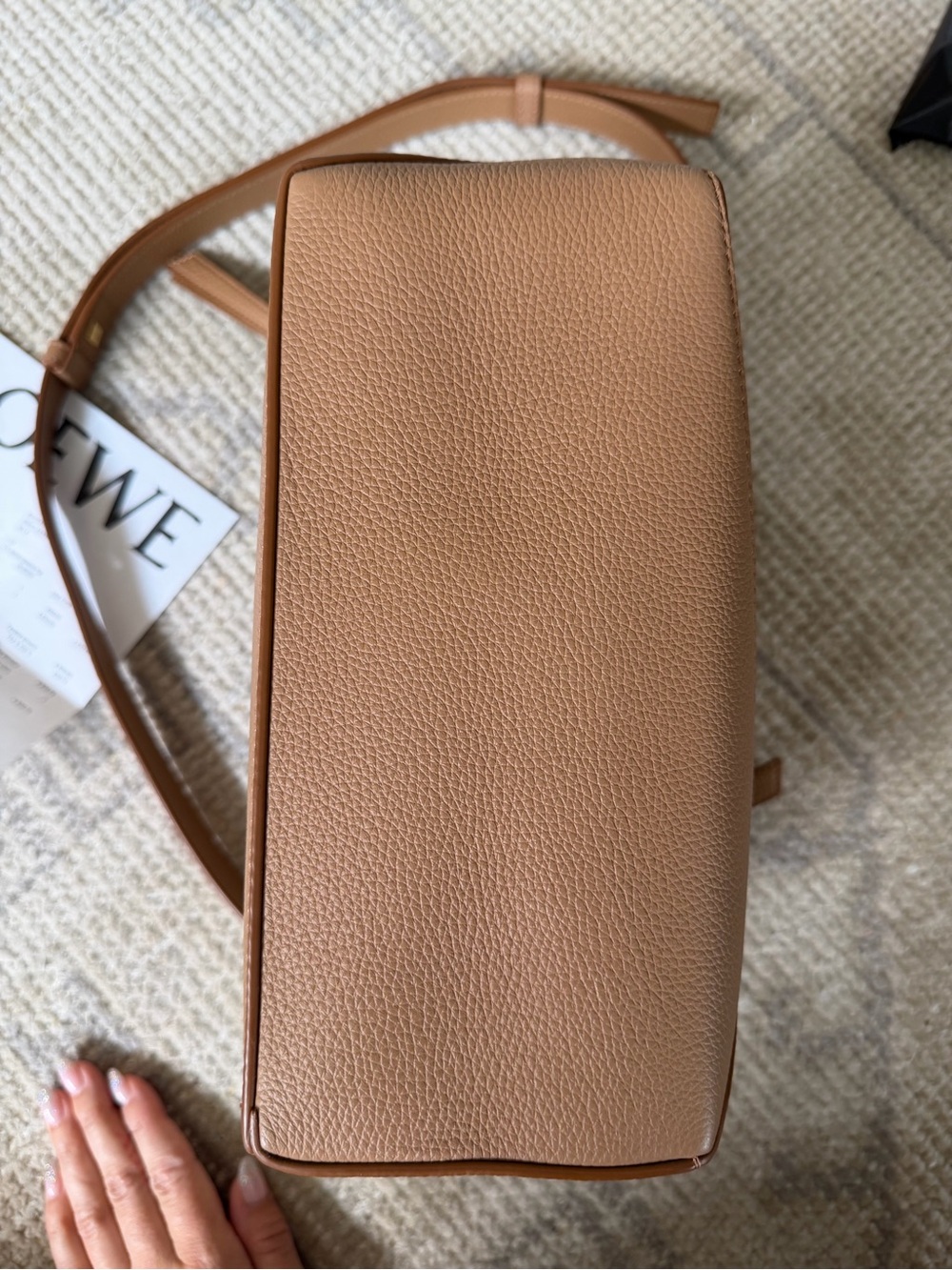 Loewe Puzzle Small Shoulder Bag in Tan Leather with Donut Strap - Picture 7 of 13